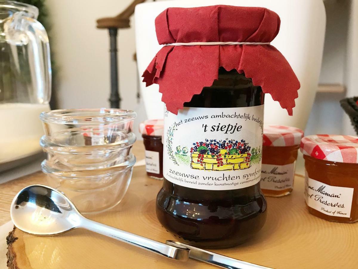 B&B Reeburg Oostkapelle Eksteriør bilde